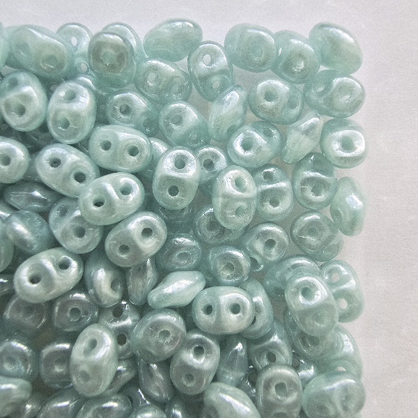 SuperDuo 2,5x5 mm L61100 Luster - Milky Aqua