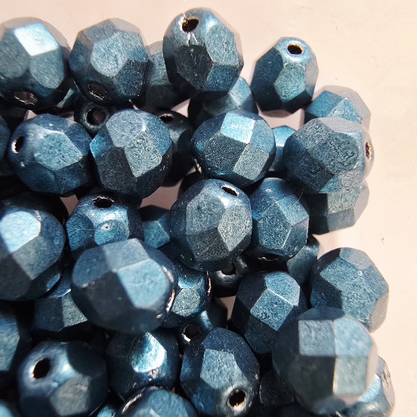 Gibigyongy.hu - Cseh Csiszolt 6 mm 06B10 Saturated Metallic Quetzal Green