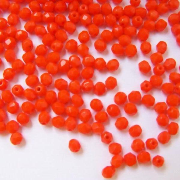 Cseh Csiszolt 4 mm 93130 Opaque-Bright Orange