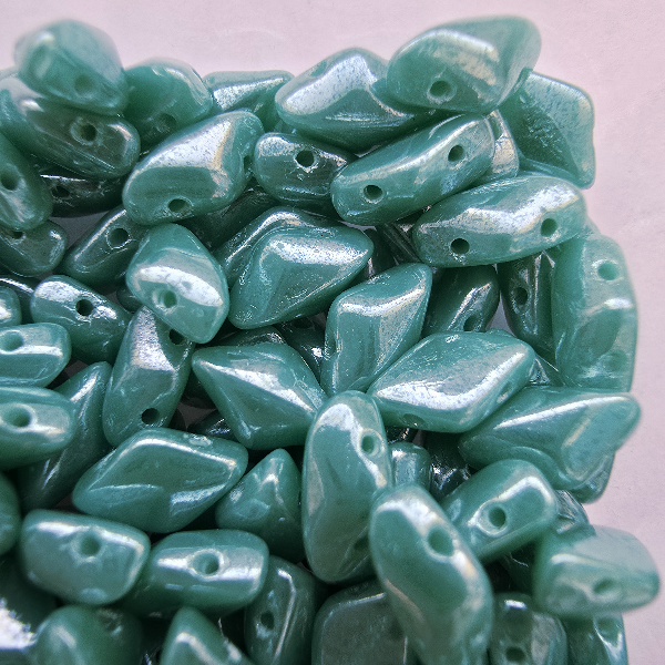 GemDuo 8x5 mm L63130 Turquoise Green Luster
