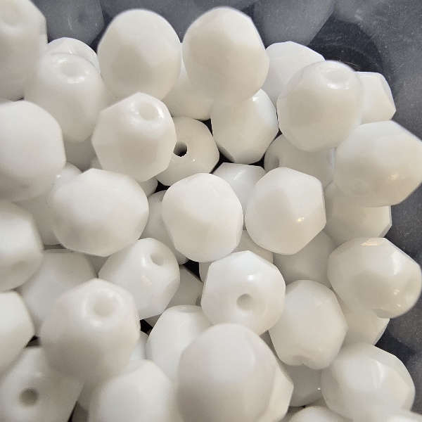 Gibigyongy.hu - Cseh Csiszolt 6 mm 03000 White