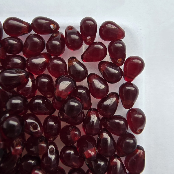 Gibigyongy.hu - Cseh préselt csepp 4x6 mm 90110 Granet