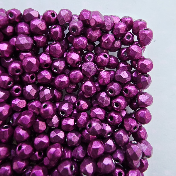 Gibigyongy.hu - Cseh Csiszolt 3 mm 08A04 Sueded Gold Fuchsia Red