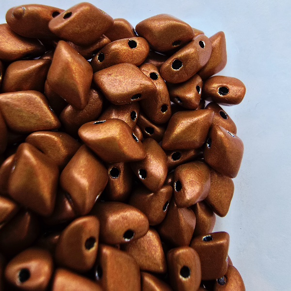 GemDuo 8x5 mm 06B06 Satureted Metallic Russet Orange