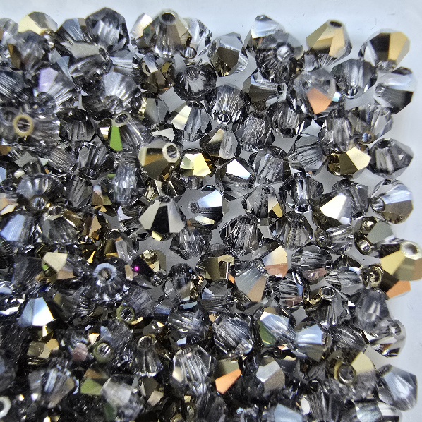 Gibigyongy.hu - PRECIOSA csiszolt kúpos 4 mm Crystal Starlight Gold