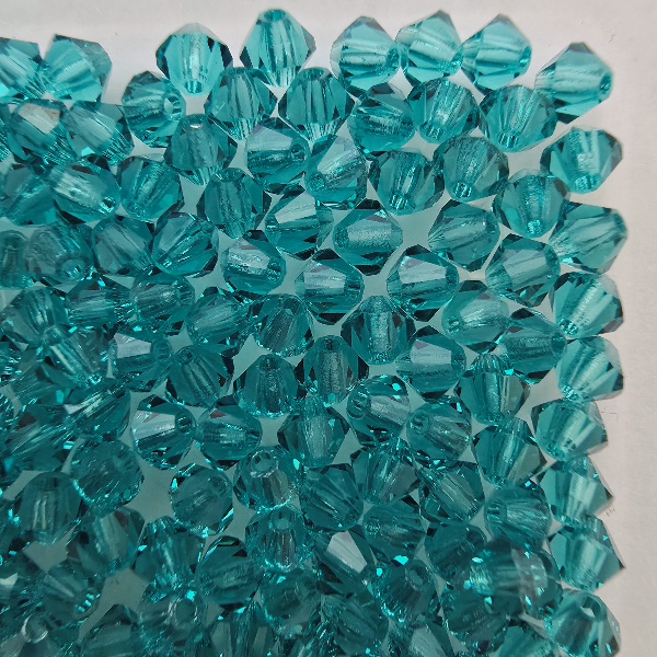 Gibigyongy.hu - PRECIOSA bicone gyöngy 4 mm Blue Zircon