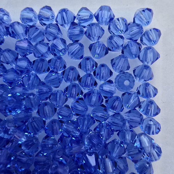 Gibigyongy.hu - PRECIOSA bicone gyöngy 4 mm Sapphire