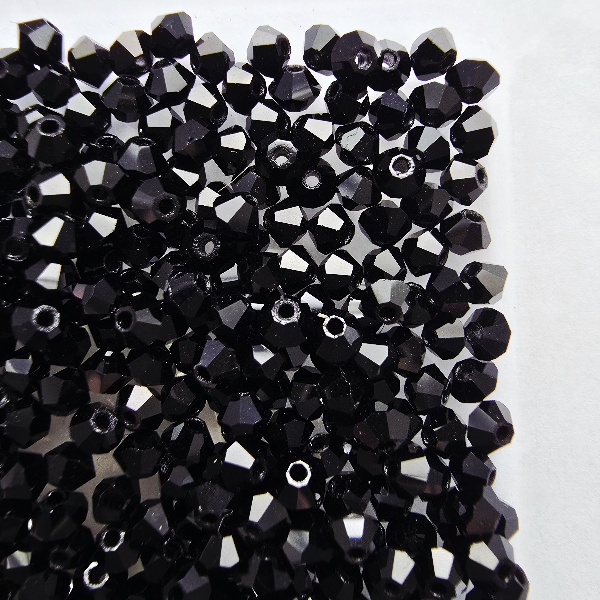 PRECIOSA bicone gyöngy 3 mm Jet