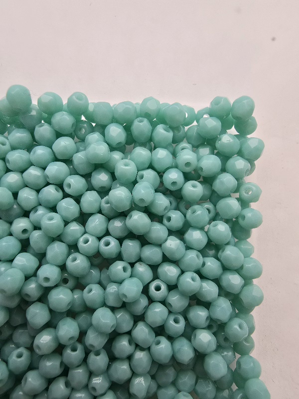 Cseh Csiszolt 3 mm 63130 Opaque Turquoise