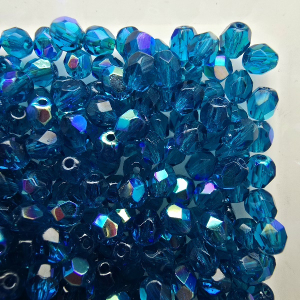 Cseh Csiszolt 4 mm X60080 Capri Blue AB
