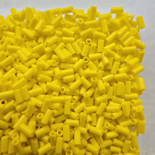 Gibigyongy.hu - MIYUKI bugle 3 mm 9404 Opaque Yellow