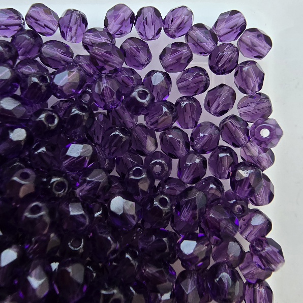 Gibigyongy.hu - Cseh Csiszolt 4 mm 20510 Tanzanite