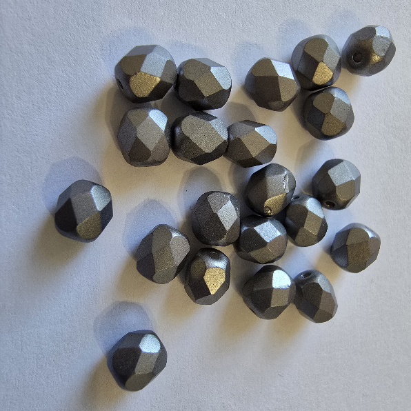 Cseh Csiszolt 6 mm 02010 25028 Pearl Pastels Cool Grey