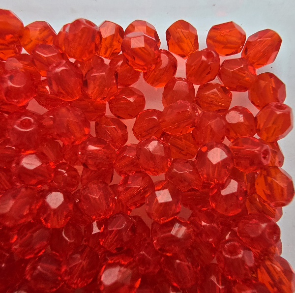 Cseh CSiszolt 4 mm 90070 Lt. Siam Ruby