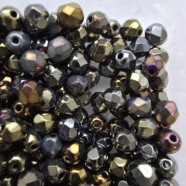 Gibigyongy.hu - Cseh Csiszolt 4 mm 21415JT Iris - Brown