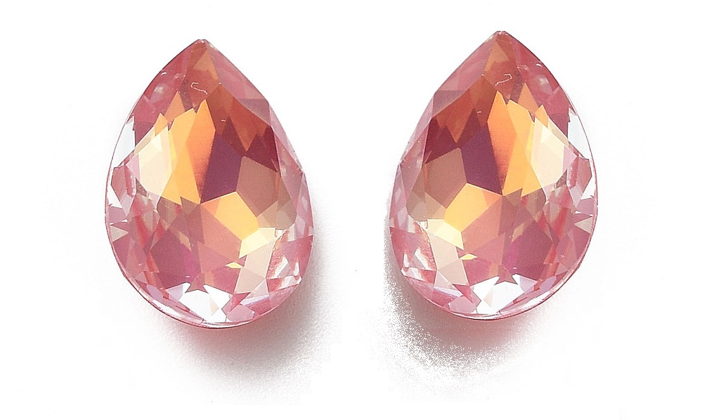 Távol-Keleti Drop K9 10x14 mm Strawberry Back Plated