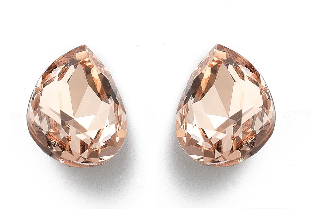 Távol-Keleti Drop K9 10x14 mm Pale Brown F