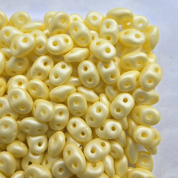 SuperDuo 2,5x5 mm 29301AL Powdery-Pastel Yellow