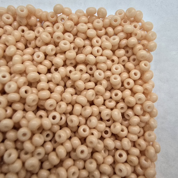 Gibigyongy.hu - PRECIOSA kása 11/0 03111 Chalkwhite solgel light brown