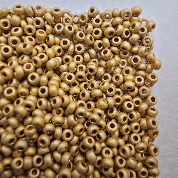 Gibigyongy.hu - PRECIOSA kása 10/0 18581M Matt gold metallic dyed crystal