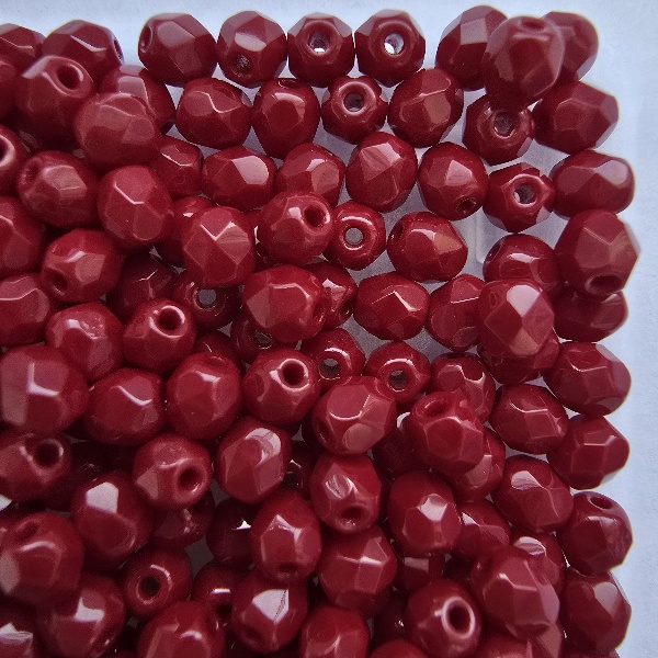 Gibigyongy.hu - Cseh Csiszolt 4 mm 93300 Opaque Dark Red Coral