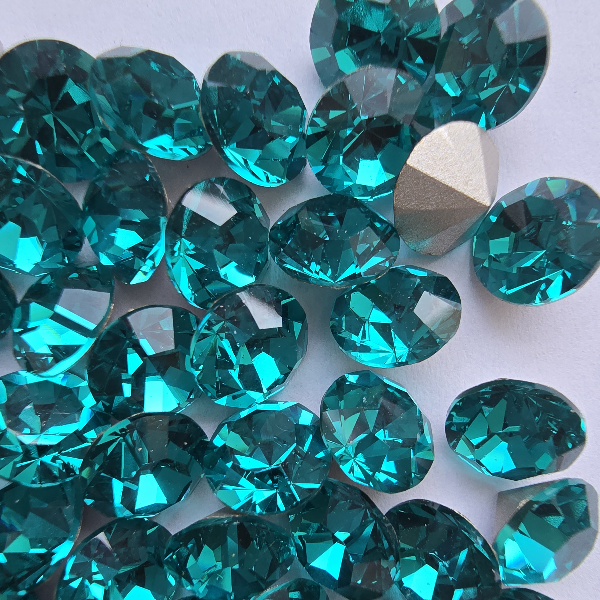 PRECIOSA Chaton SS39 Blue Zircon DF