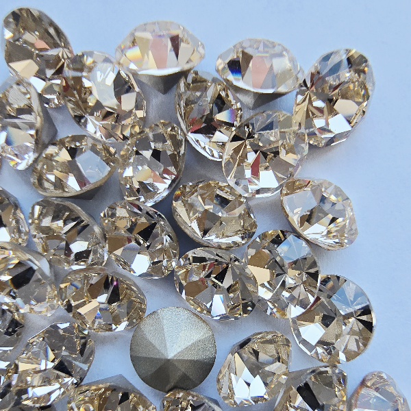 Gibigyongy.hu - PRECIOSA Chaton SS39 Gold Quartz DF