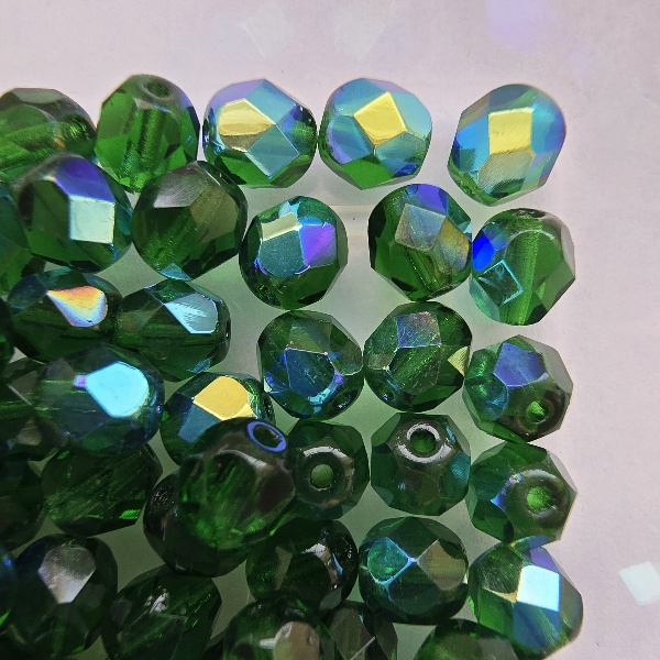 Gibigyongy.hu - Cseh Csiszolt 6 mm X50140 Emerald AB