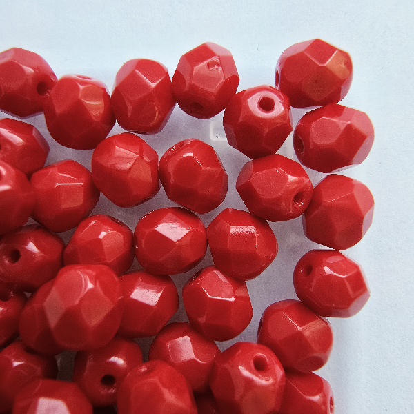 Gibigyongy.hu - Cseh Csiszolt 6 mm 93210 Opaque  Red