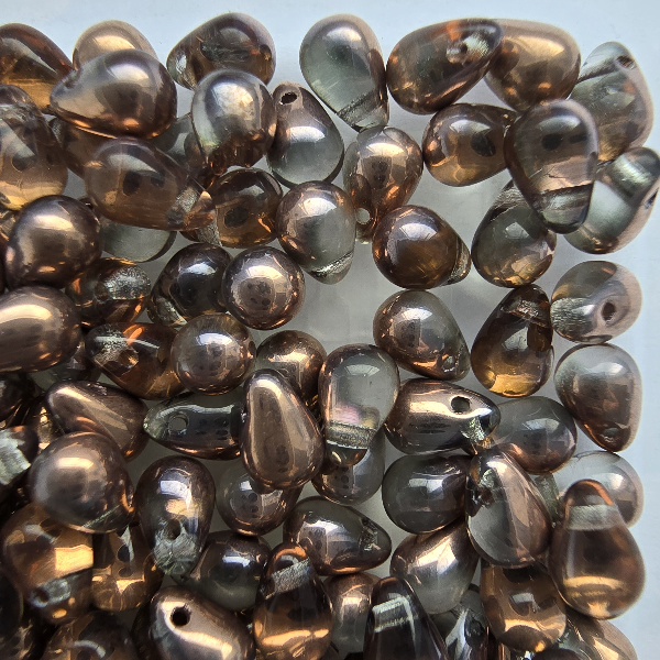 Gibigyongy.hu - Cseh préselt csepp 4x6 mm 00030-27101 Crystal Capri Gold
