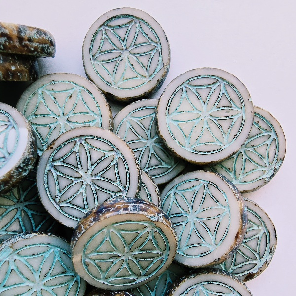 Gibigyongy.hu - Table Cut Flower of life 19x5 mm 83529-86805-54308 Opaq Ivory Travertin