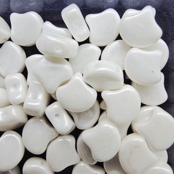 Gibigyongy.hu - Ginko 7,5x7,5 mm 03000-14400 Chalk White Luster