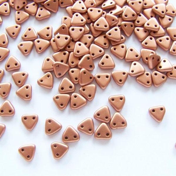 Gibigyongy.hu - Cseh Triangle Matte Metallic Copper 6 mm K0177