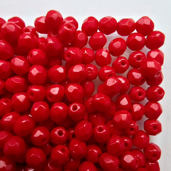 Gibigyongy.hu - Cseh Csiszolt 4 mm 93200 Opaque Red